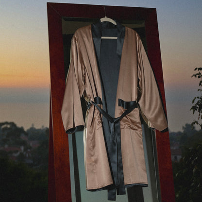 Kumi Short Reversible Silk Robe