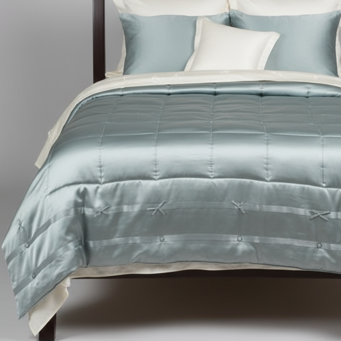 Dream Collection Classic Silk-filled Blankets